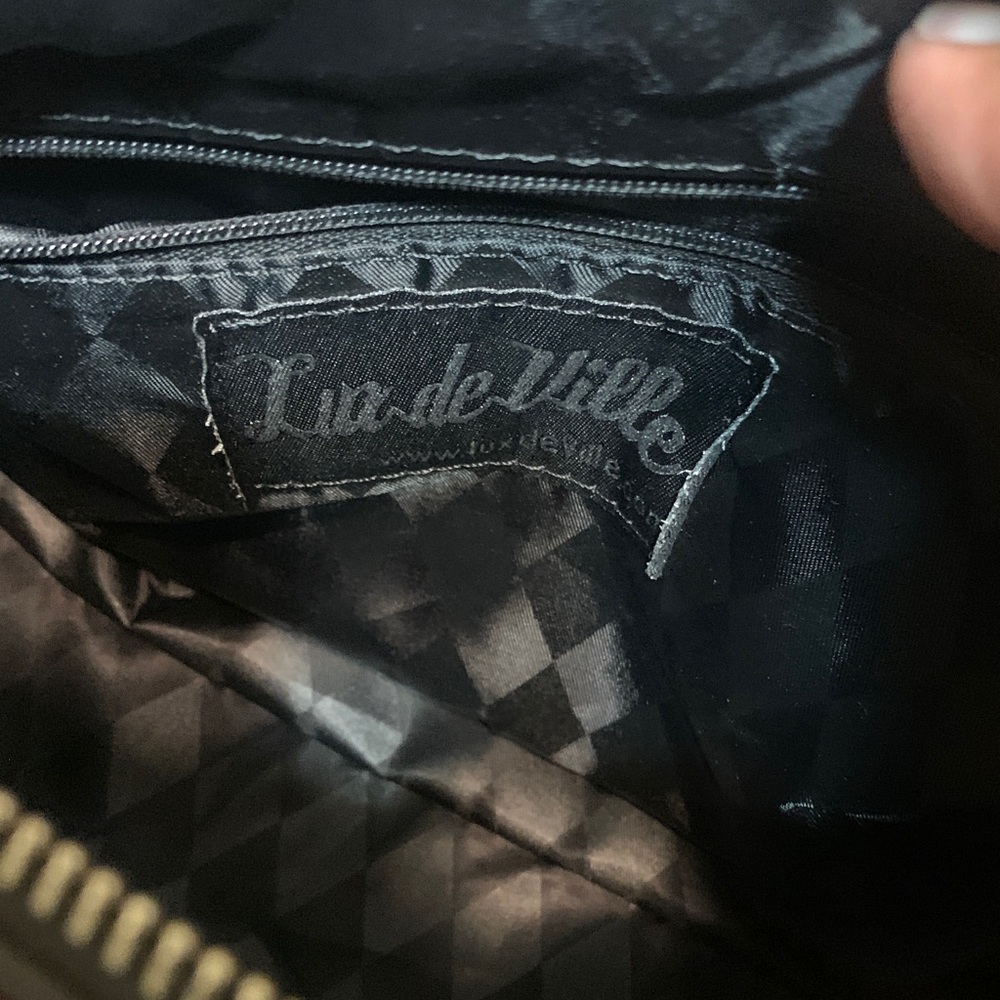 Lux de Ville Black Sparkle Satchel - Picture 7 of 9